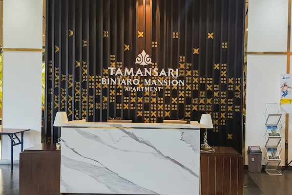 Lobby - Comfortable And Simply 1Br Tamansari Bintaro Mansion Apartment (South Tangerang)