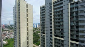 Exterior - Well Furnished Studio Room Daan Mogot City Apartment (Jakarta)