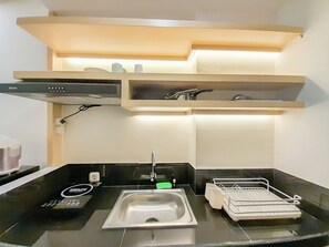 Estúdio | Cozinha privada | Geladeira grande, cooktop