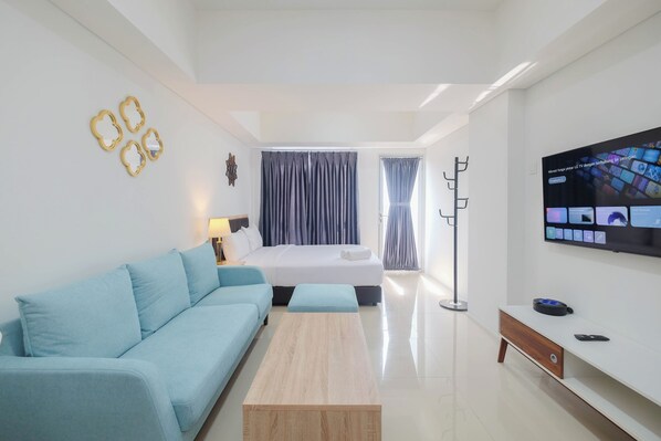 Studio | Free WiFi - Elegant And Homey Studio Tamansari Bintaro Mansion Apartment (South Tangerang)