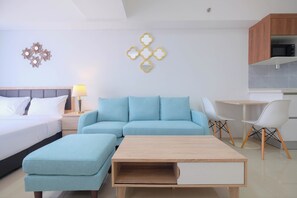 Studio | Free WiFi - Stunning And Comfy Studio Tamansari Bintaro Mansion Apartment (South Tangerang)