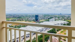 Exterior - Cozy And Well Furnished Studio Apartment At B Residence (Pagedangan)