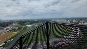 Exterior - Enjoy Living 2Br Apartment At Carstensz Residence (Gading Serpong)