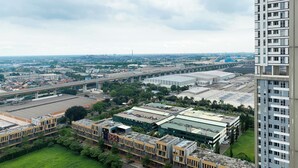 Exterior - Best Homey And Nice Studio At Vasanta Innopark Apartment (Cikarang)