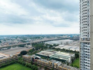 Exterior - Best Homey And Nice Studio At Vasanta Innopark Apartment (Cikarang)