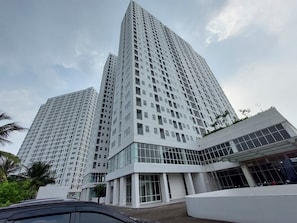 Exterior - Fully Furnished With Cozy Designed 2Br Serpong Garden Apartment (Cisauk)