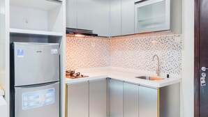 Studio | Bếp riêng | Tủ lạnh, bếp nấu 