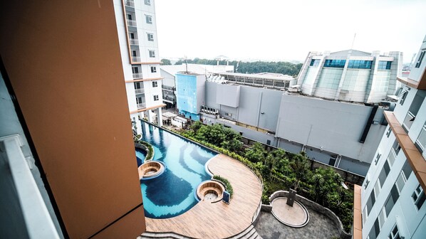 Exterior - Homey 2Br Apartment At Suncity Residence (Sidoarjo)