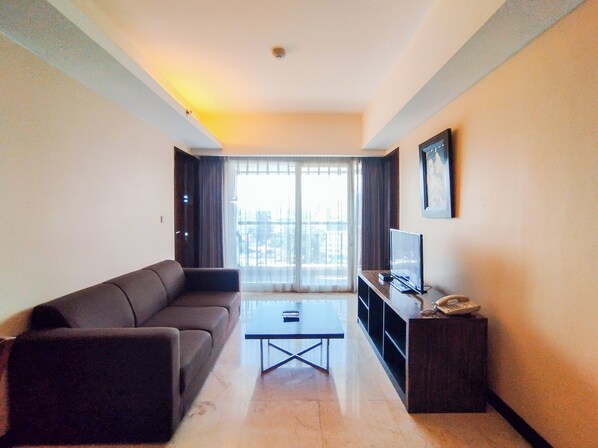 Living area - Cozy Living And Spacious 2Br Apartment Braga City Walk (Bandung)