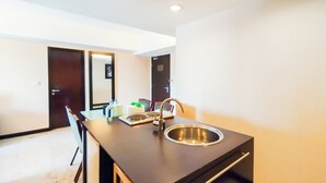 Apartemen | Dapur pribadi | Lemari es besar dan kompor