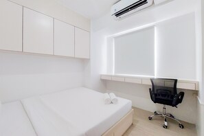 2 bedrooms, free WiFi - Comfort And Modern Look 2Br Loftvilles City Apartment (South Tangerang)