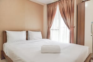 Studio | Free WiFi - Best Price And Restful Studio At Tifolia Apartment (Jakarta)