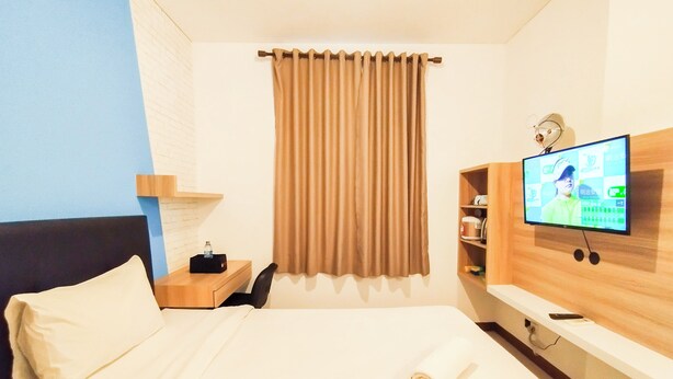 Room - Classic Studio (No Kitchen) With City View At Lodge Paskal Apartment (Bandung)