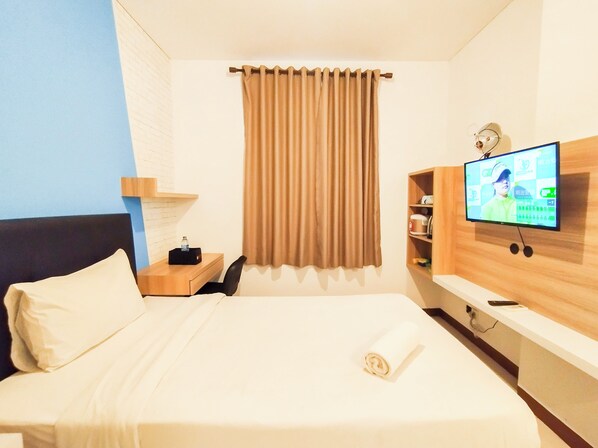 Free WiFi - Classic Studio (No Kitchen) With City View At Lodge Paskal Apartment (Bandung)