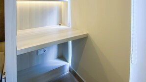 Interior - Minimalist And Simply Look Studio Tokyo Riverside Pik 2 Apartment (Jakarta)