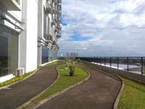 Exterior - Best Price And Comfortable 2Br Park View Condominium Apartment (Depok)