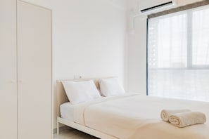 Studio | Free WiFi - Strategic And Nice Studio At Sky House Alam Sutera Apartment (Tangerang)