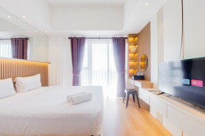 Room - Good Deal Studio At Casa De Parco Apartment (Pagedangan)