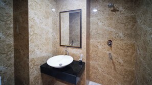 Studio | Bathroom - Modern And Comfy Studio At Grand Sungkono Lagoon Apartment (Surabaya)