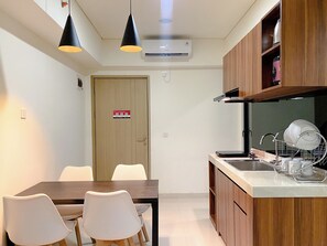 อพาร์ทเมนท์ | ครัวส่วนตัว | ตู้เย็นขนาดใหญ่, เตาประกอบอาหาร
