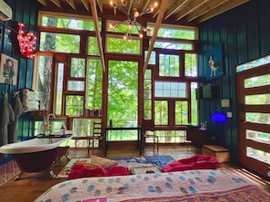 1 soverom, skrivebord, wi-fi og sengetøy