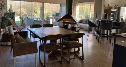 Villa 290m2, Piano, Piscine et Spa, Parc Arboré Entre Bordeaux et St Emilion