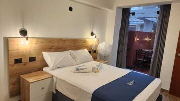 Standard Room, 1 Double Bed, Courtyard View | Premium bedding, down duvets, memory-foam beds, laptop workspace