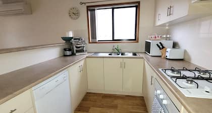 Serenity on Spry, Moonta Bay