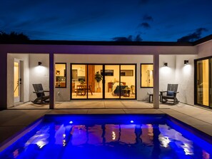 屋外プール、温水プール