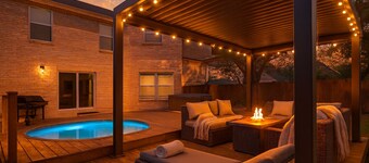 Stone Oak #1 Group Stay! sleeps 12! Hot Tub + Pool + Games+ Fire Pit Lounge