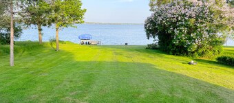 Cozy 3 bedroom, 1 bath home on Beaver Dam Lake