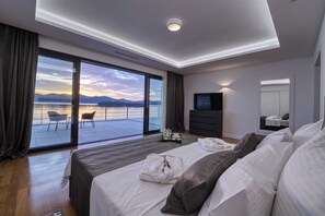 4 bedrooms, iron/ironing board, free WiFi - Villa Anita II - Dalmatian island Gem (Veli Iž)