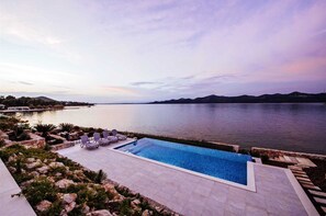 A heated pool - Villa Anita II - Dalmatian island Gem (Veli Iž)