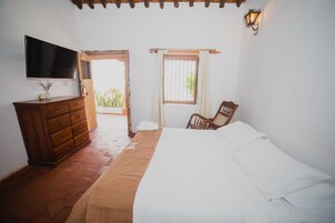 Basic Double Room | Terrace/patio