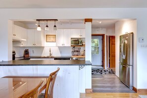 Private kitchen - Mont Tremblant - Pinoteau Townhouse (Mont-Tremblant)