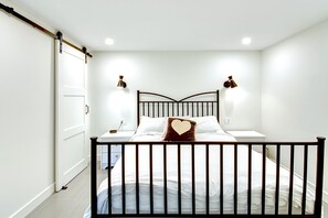 4 bedrooms, iron/ironing board, WiFi, bed sheets - Mont Tremblant - Pinoteau Townhouse (Mont-Tremblant)