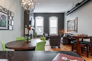 Dining - River Merchant Inn Mitchell’s Mercantile Suite (Stratford)