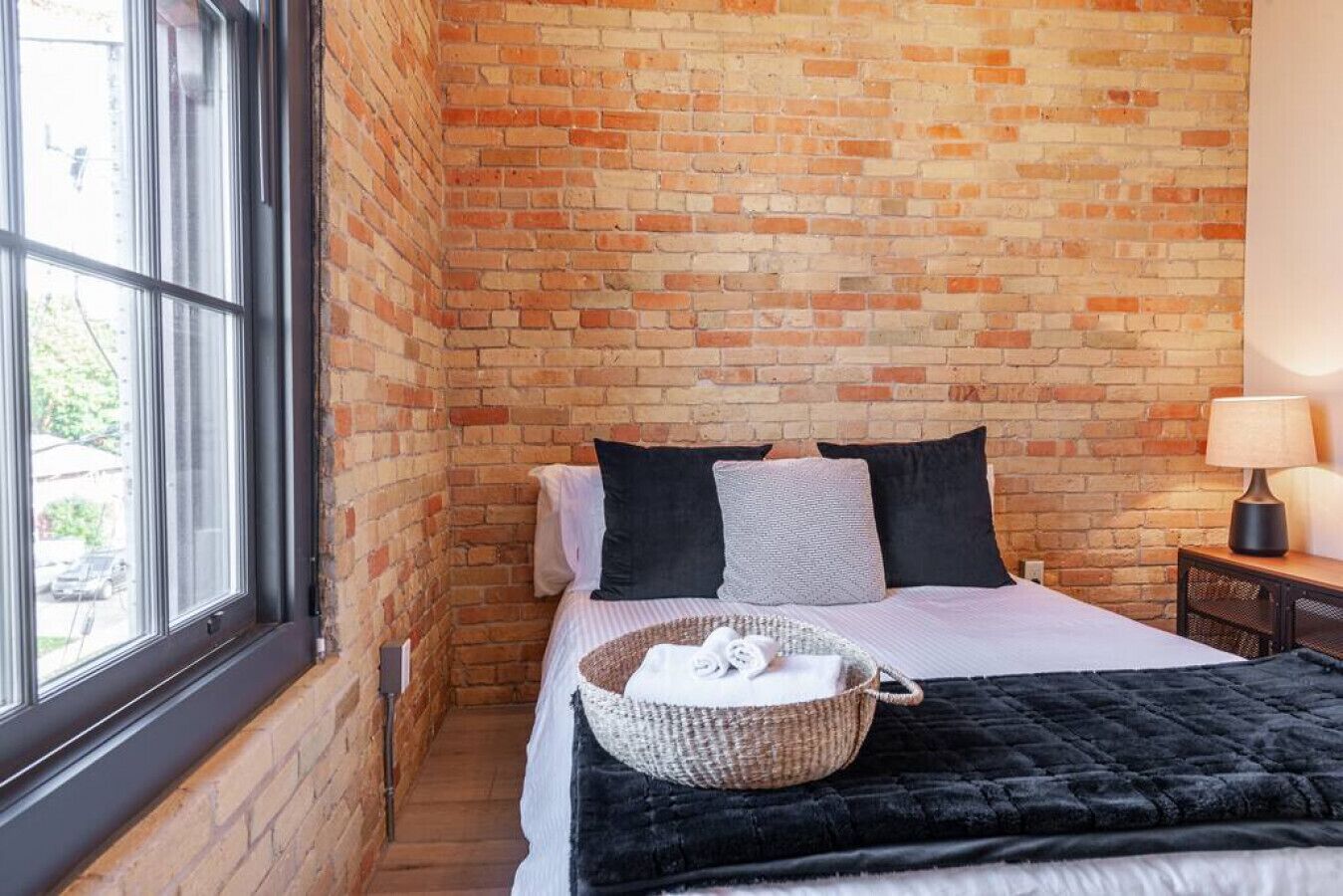 2 Schlafzimmer, Schreibtisch, Bügeleisen/Bügelbrett, kostenloses WLAN