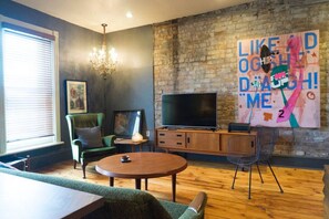 Smart TV - #5 · The Palatial - 1500 sq feet of amazing space. (Stratford)