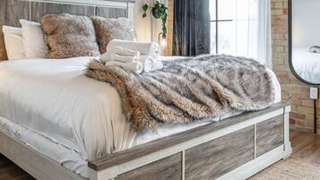 1 bedroom, desk, iron/ironing board, free WiFi