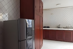 Basic Apartment | Private kitchen