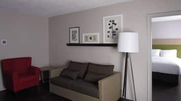 Suite, 2 grands lits, non-fumeurs | Bureau, fer et planche à repasser, Wi-Fi gratuit, draps fournis