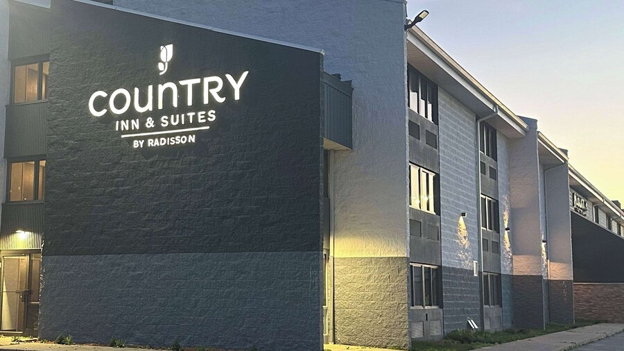 Country Inn & Suites By Radisson, Dunbar - Charleston