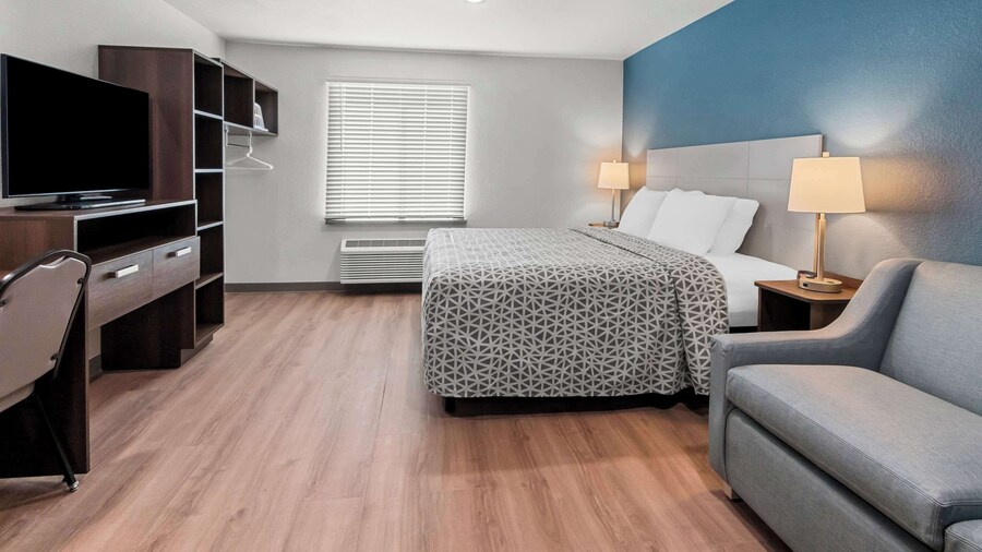 Woodspring Suites Waco South