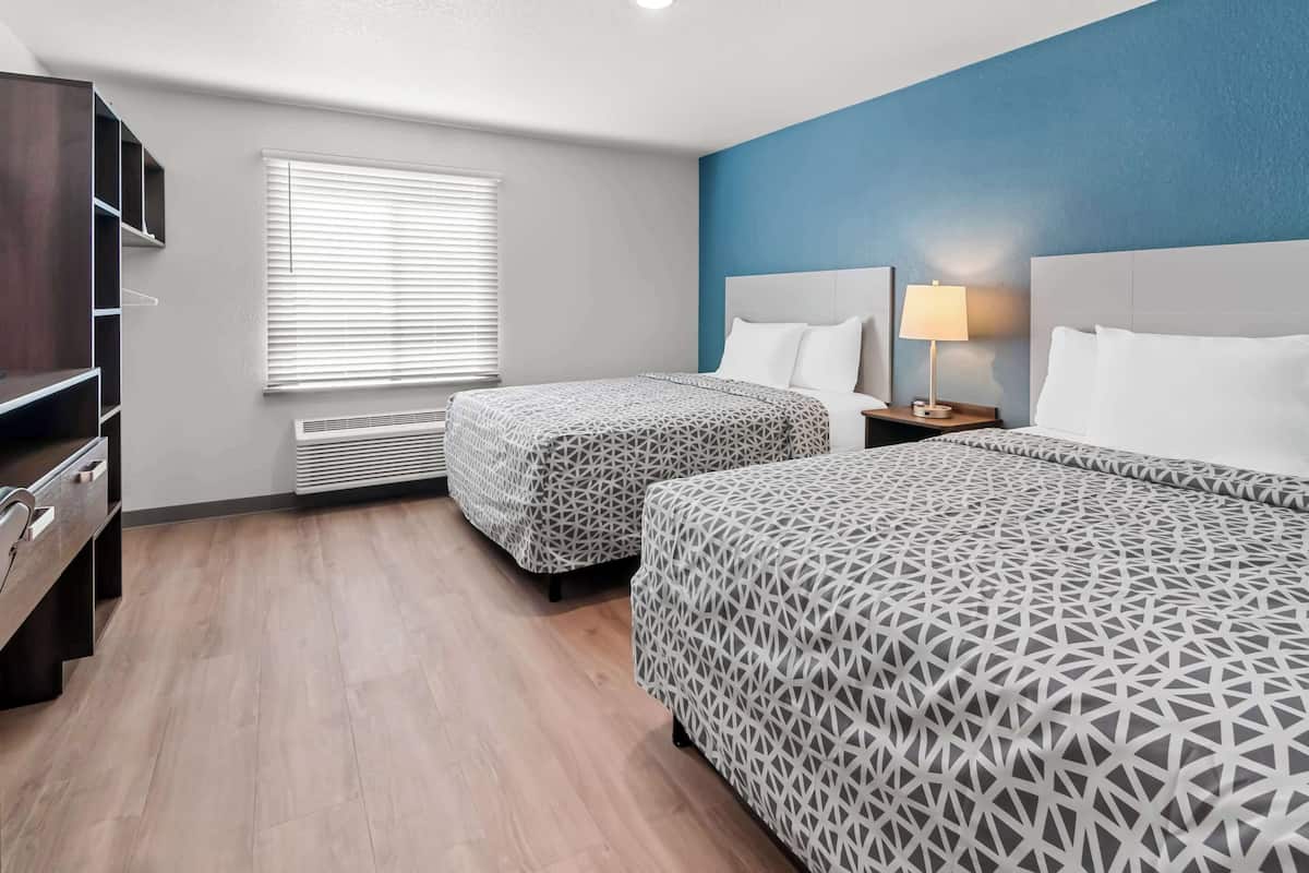 Suite, 2 Queen Beds, Non Smoking | Desk, free WiFi, bed sheets
