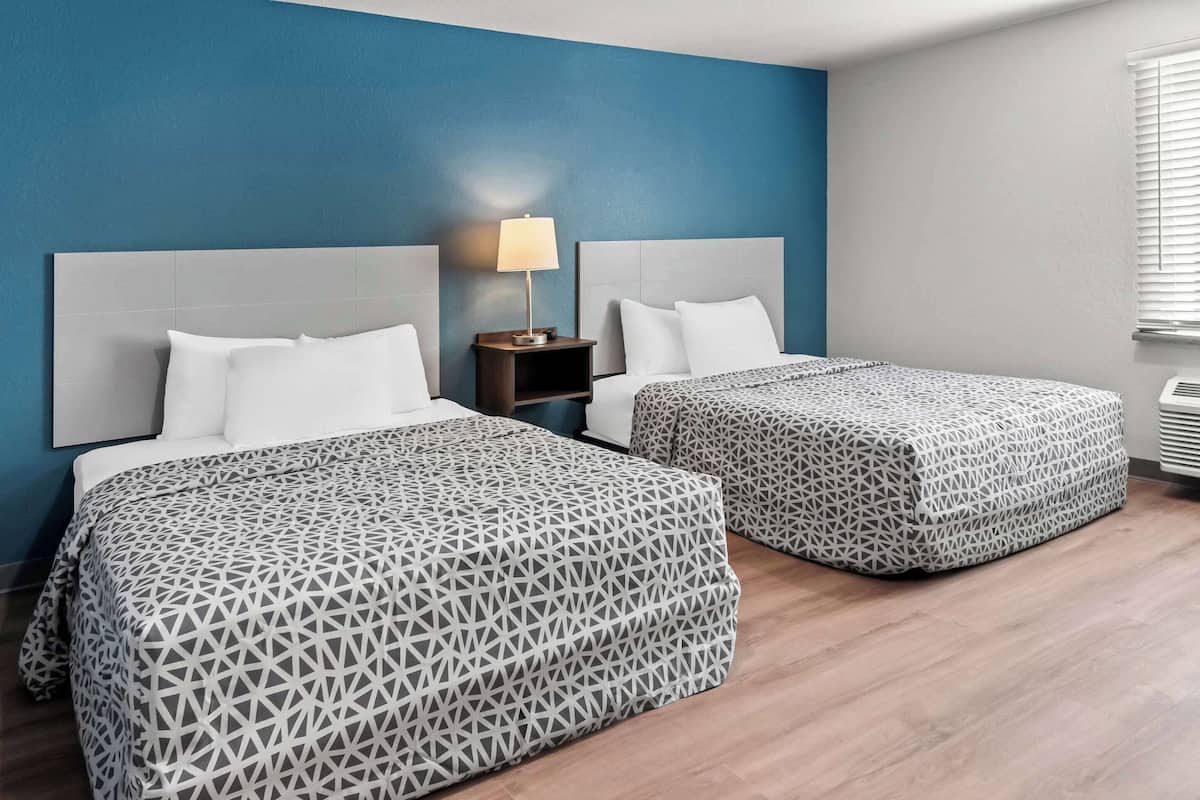 Suite, 2 Queen Beds, Accessible, Non Smoking | Desk, free WiFi, bed sheets