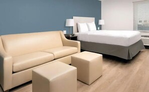 書桌、筆電工作空間、免費無線上網、床單