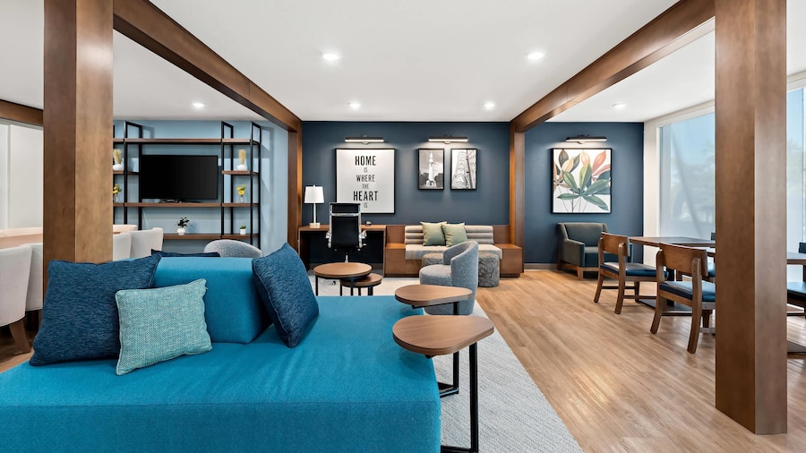 Everhome Suites Huntsville - Research Park