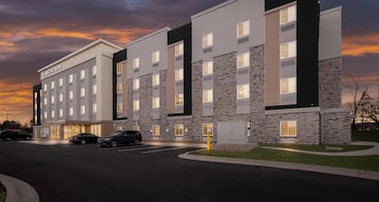 Everhome Suites Huntsville - Research Park