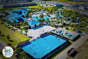 Sportplatz